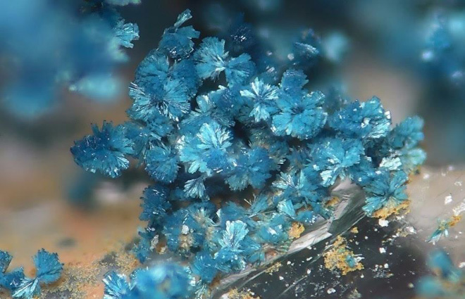 超纯氦气的应用